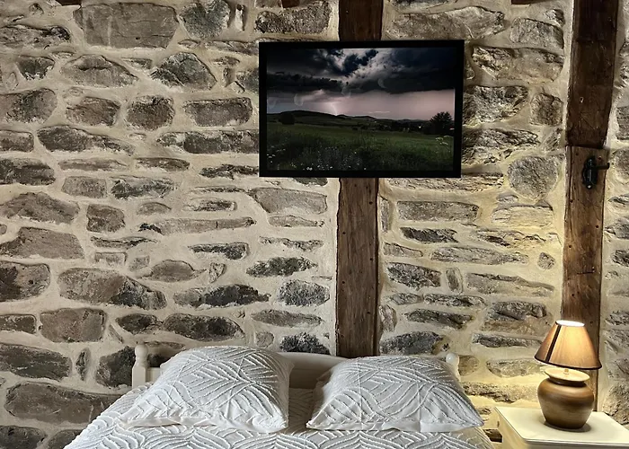Grange - Mont Gerbier De Jonc Alojamento de Acomodação e Pequeno-almoço Sagnes-et-Goudoulets